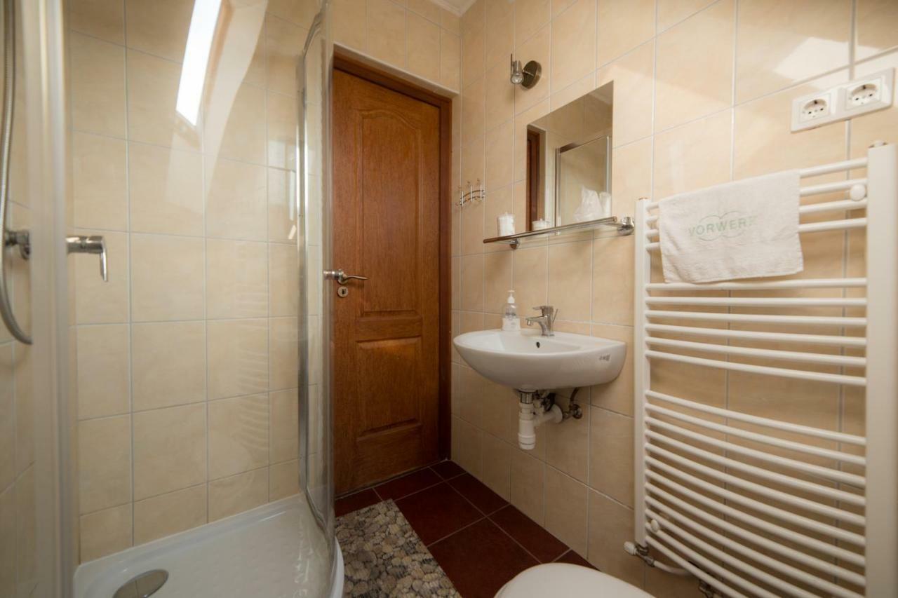 Bibic Vendeghazak Hotel Nagybajom Exterior foto