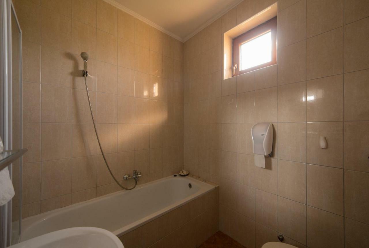 Bibic Vendeghazak Hotel Nagybajom Exterior foto